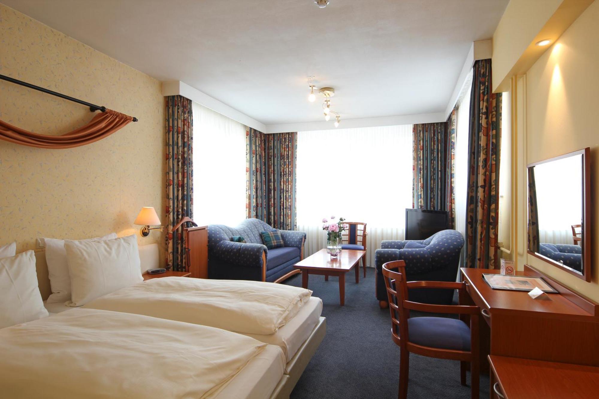 Grand Hotel Monopole Valkenburg aan de Geul Номер фото