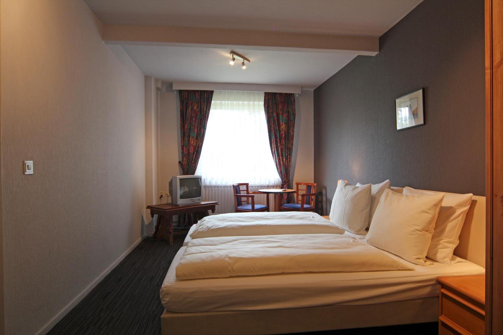 Grand Hotel Monopole Valkenburg aan de Geul Номер фото